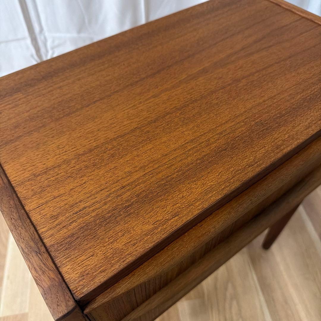 2段チェスト　デンマーク製ヴィンテージ家具