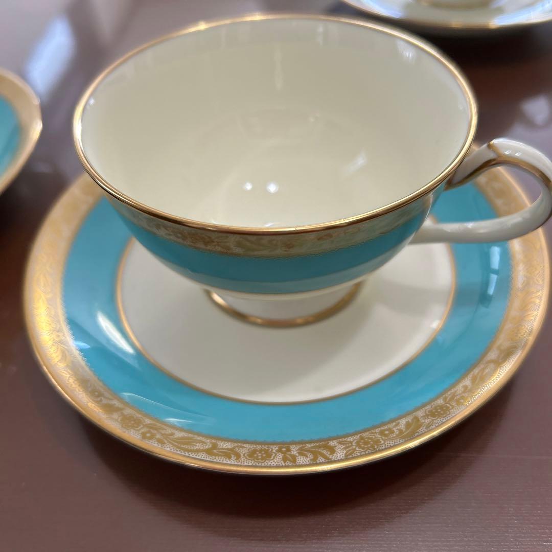 廃盤シリーズ　ノリタケ　シェフィールドSHEFFIELDカップ＆ソーサー