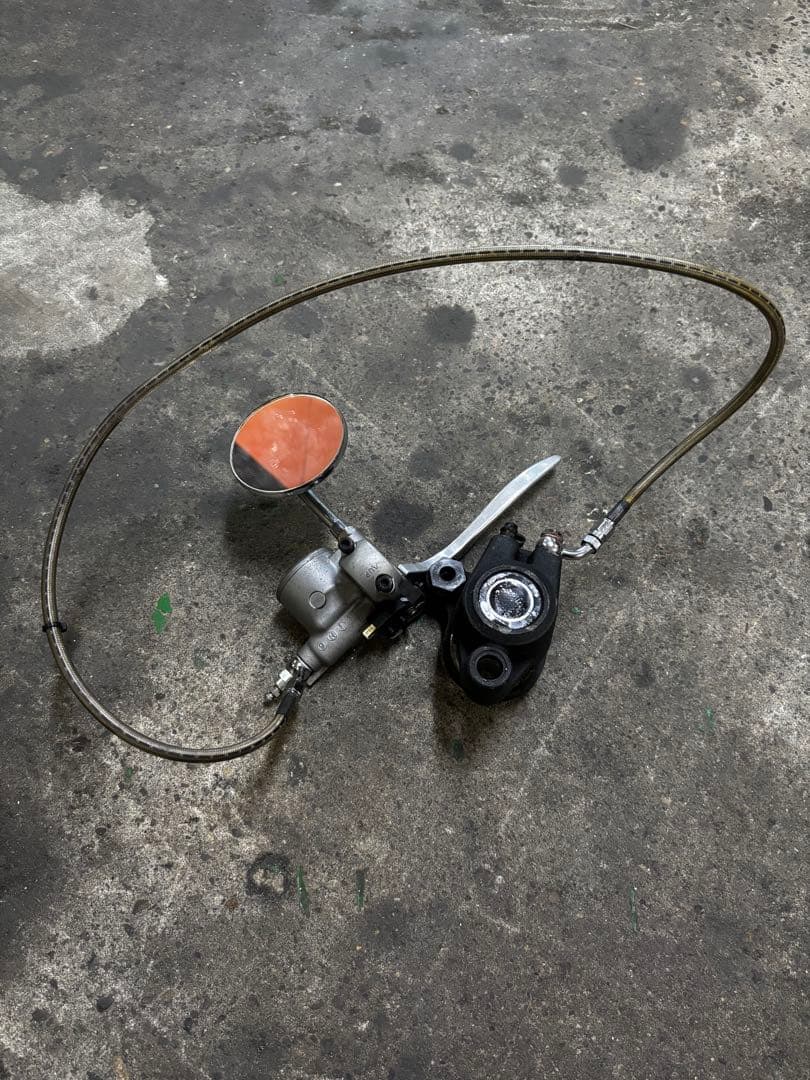 w*n様 ハーレー　ブレーキ　キャリパーセット 1インチ　ブレーキマスター　ni