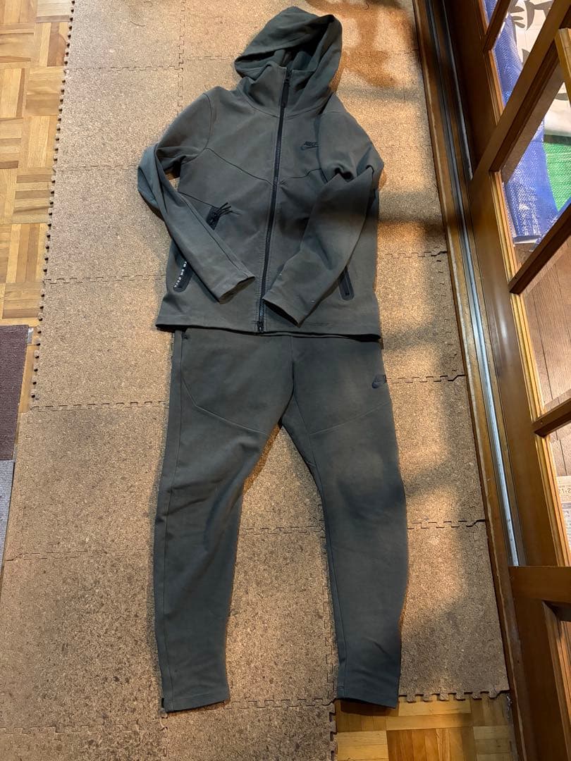 NIKE テックフリース　セットアップ　Ｓ