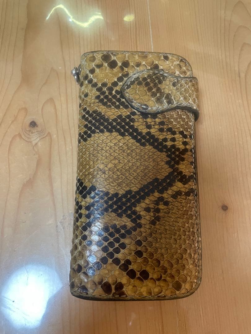 FUNNYファニー　パイソン　長財布　ベクターコンチョ