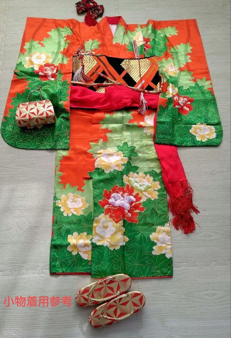 花柄のオレンジ着物と帯と志古貴　3点　七五三