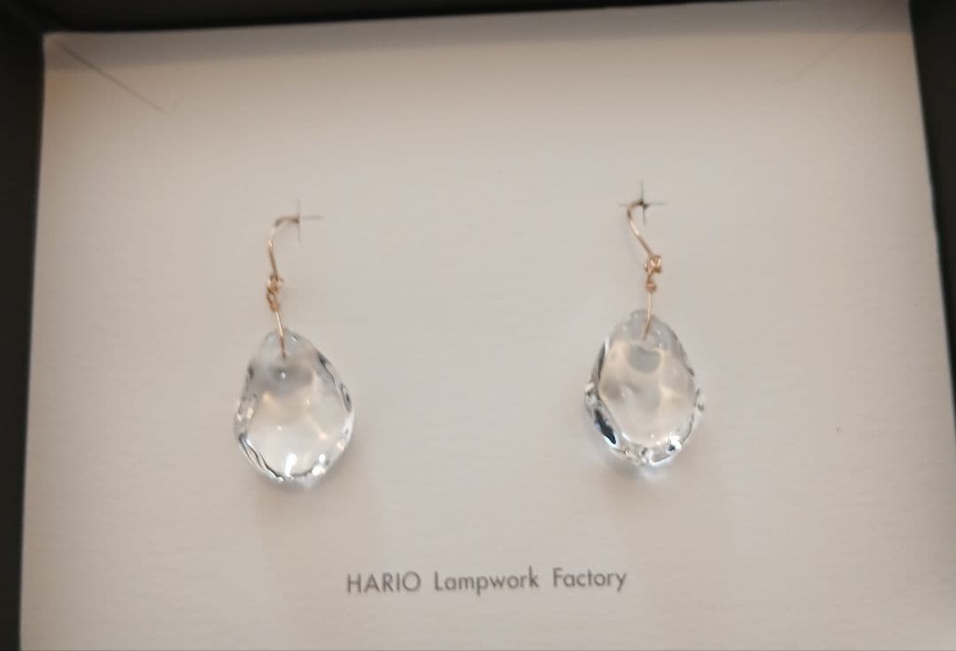 HARIO Lampwork Factory ピアス ウィンク K18
