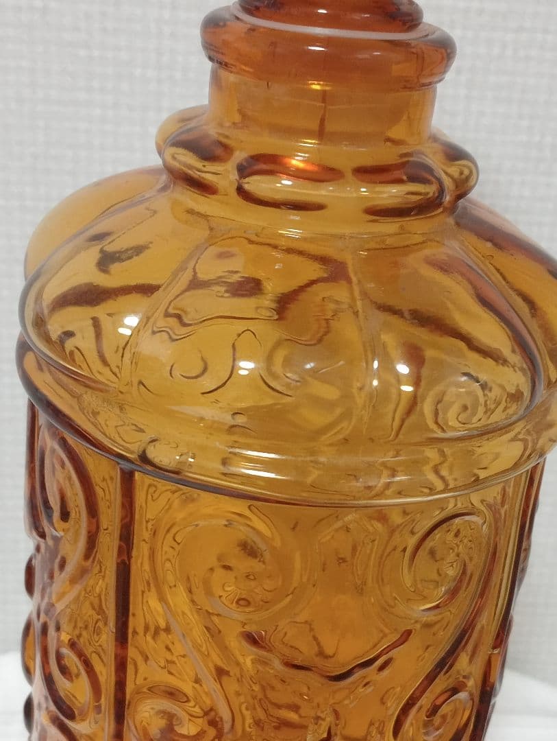 イタリア製アンティーク カラフェ 瓶 装飾的なアンバーガラスボトル 1960年代