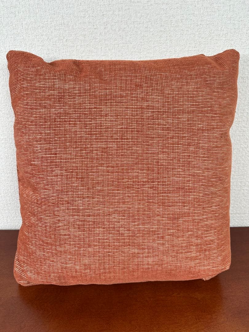 展示品 arflex アルフレックス クッション 天然羽毛 ※r2