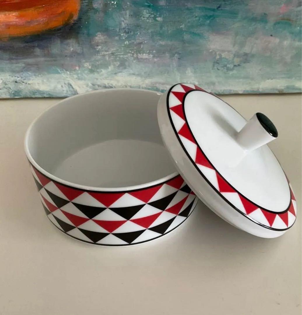 未使用品 PRADA ポーセリン アクセサリー ジュエリー ケース 陶器