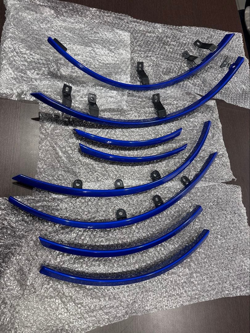 【新品】　Z34ニスモ　フェンダーアーチモール　1台分