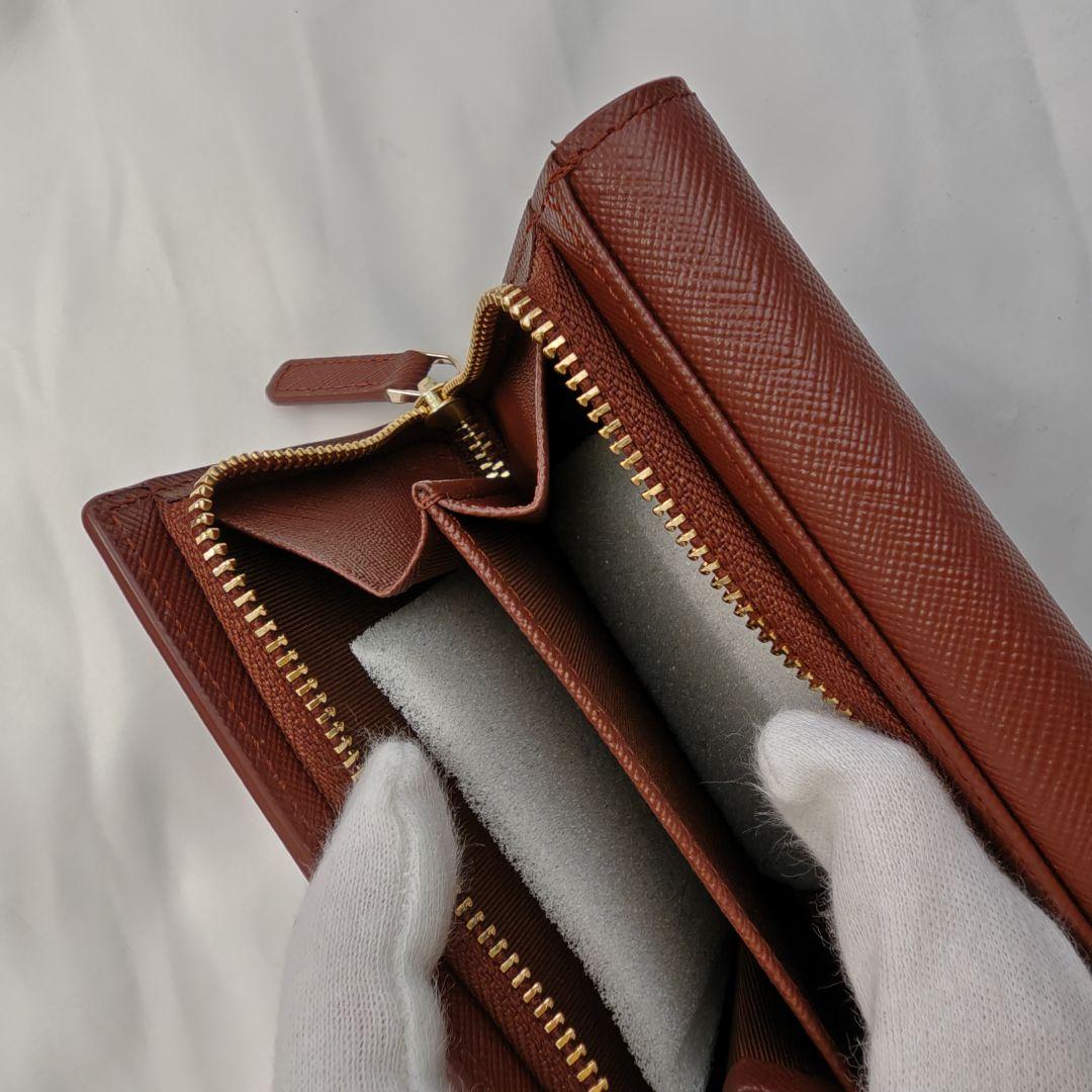 未使用級　agnes b. 三つ折り財布 　アニエスベー　ブラウン