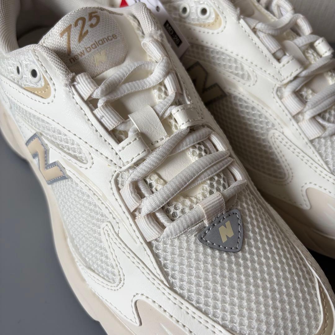 【新品未使用】 ニューバランス スニーカー ML725 クリーム 26.0cm