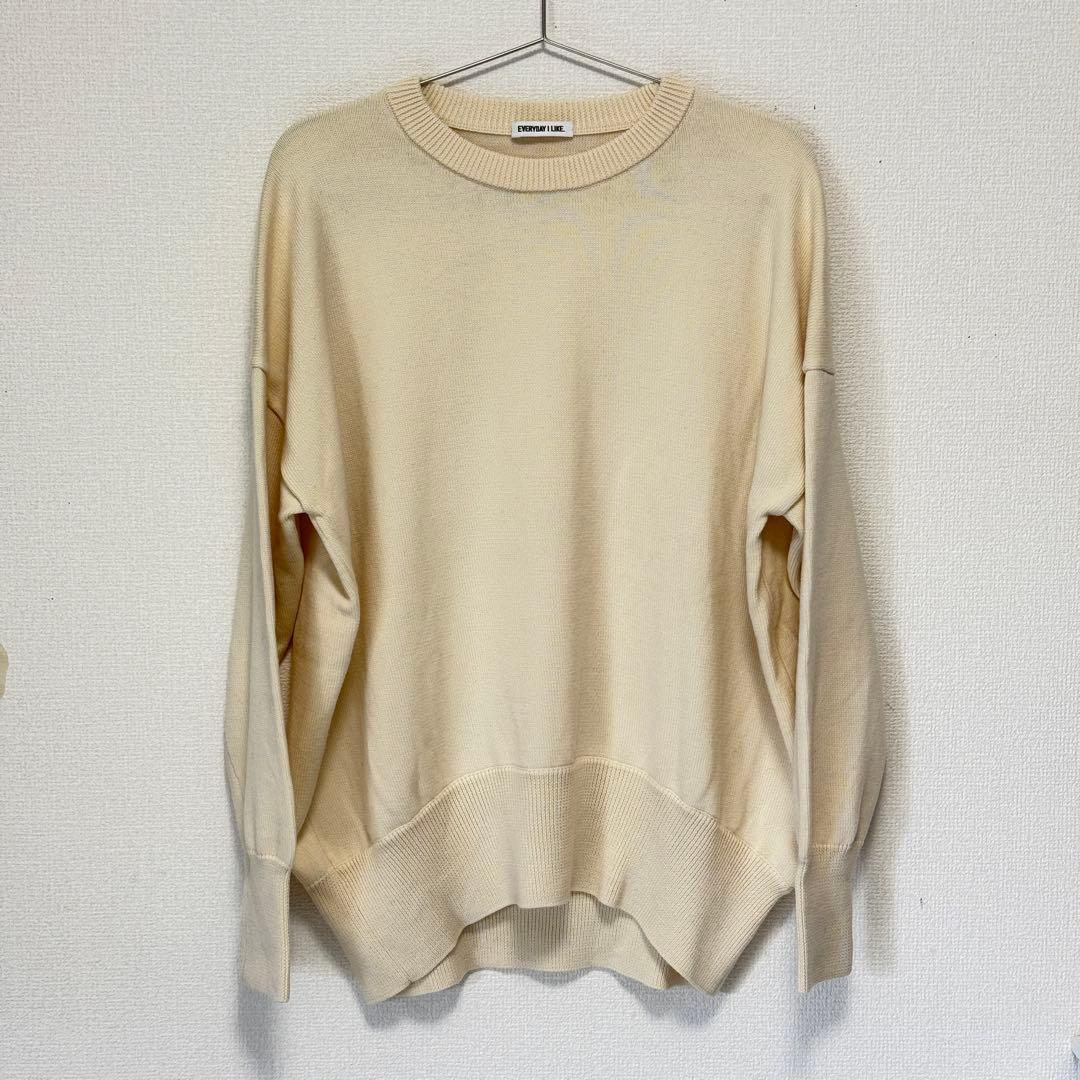 エブリデイアイライク ドゥーズィエムクラス ベーシックニット　白