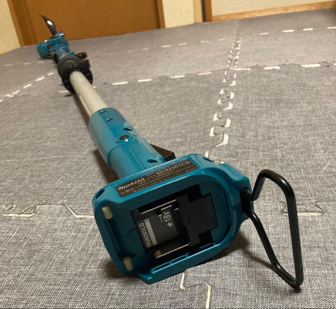 マキタ 充電式 ポールバリカン バッテリ・充電器セット MUN301LDSF