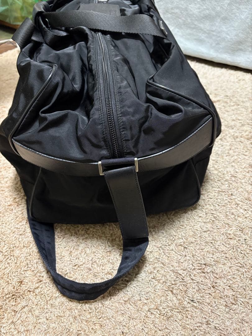 南京錠付き　PRADA プラダ ボストンバッグ