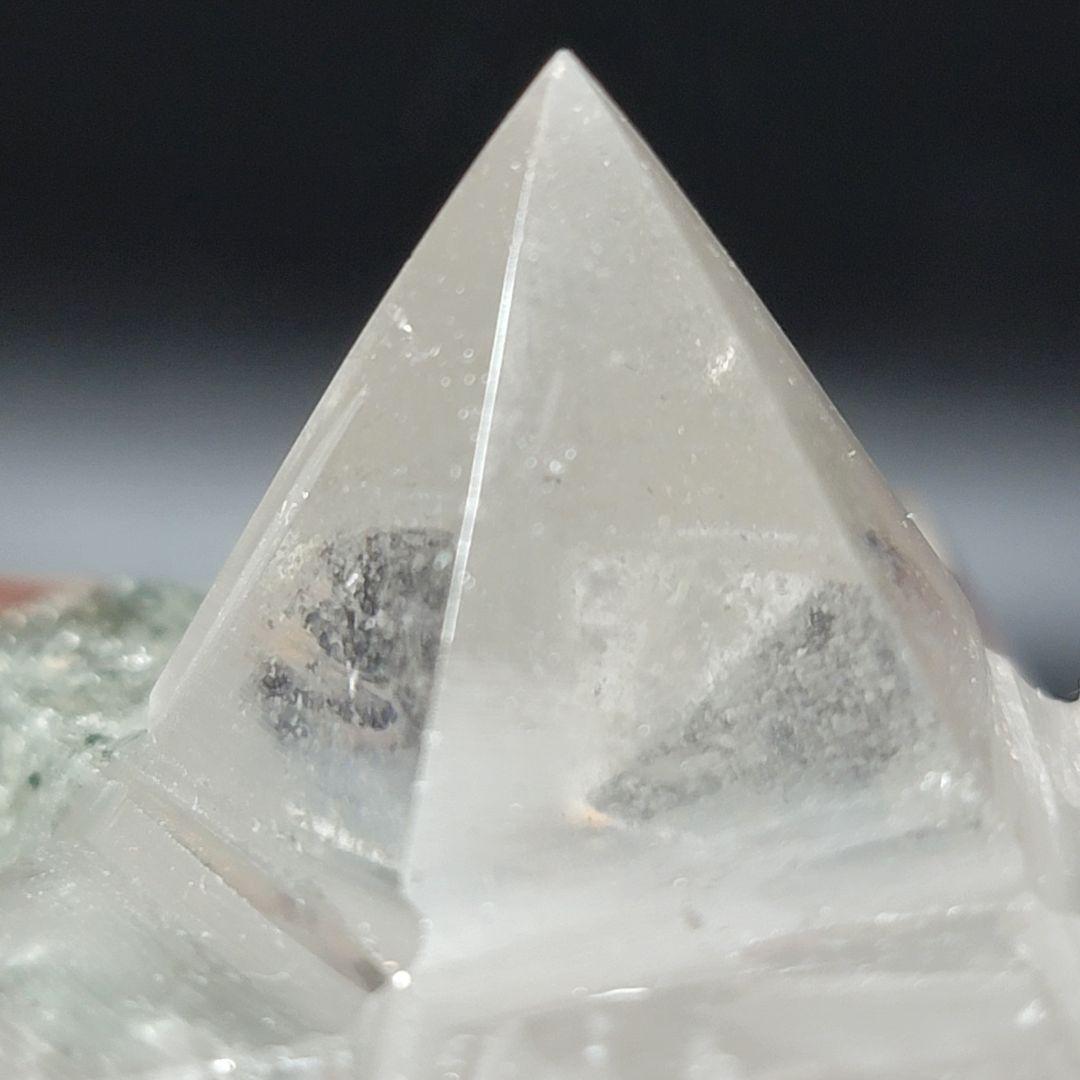 【虹入り】天然ガーデンクオーツア ステロイド スタンドつき★ 六芒星 ★ 五芒星