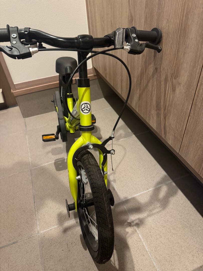 ストライダー　14ｘ　タイヤパンク有り