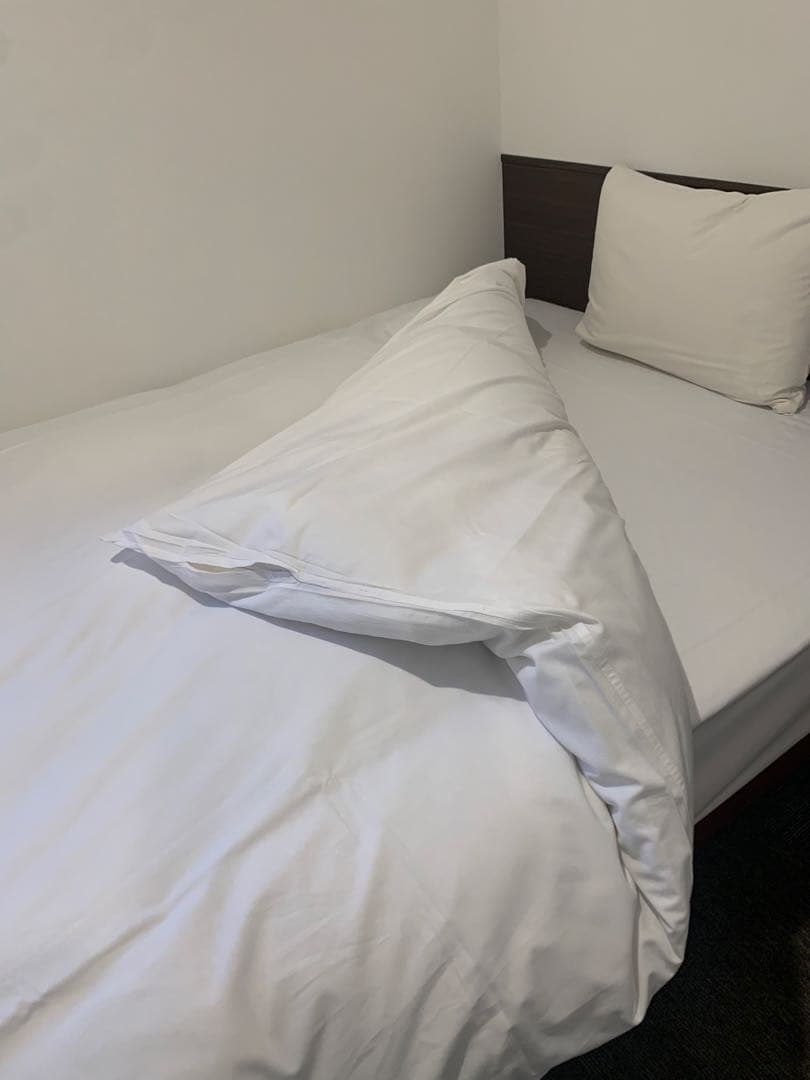 <ホテル用受注型生産商品>羽毛掛け布団 セミダブルサイズ 未使用