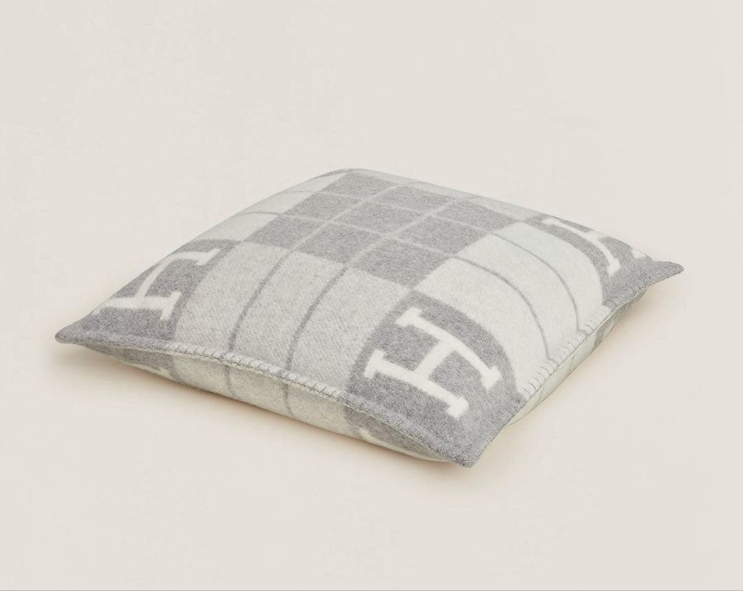 エルメスクッション正規品