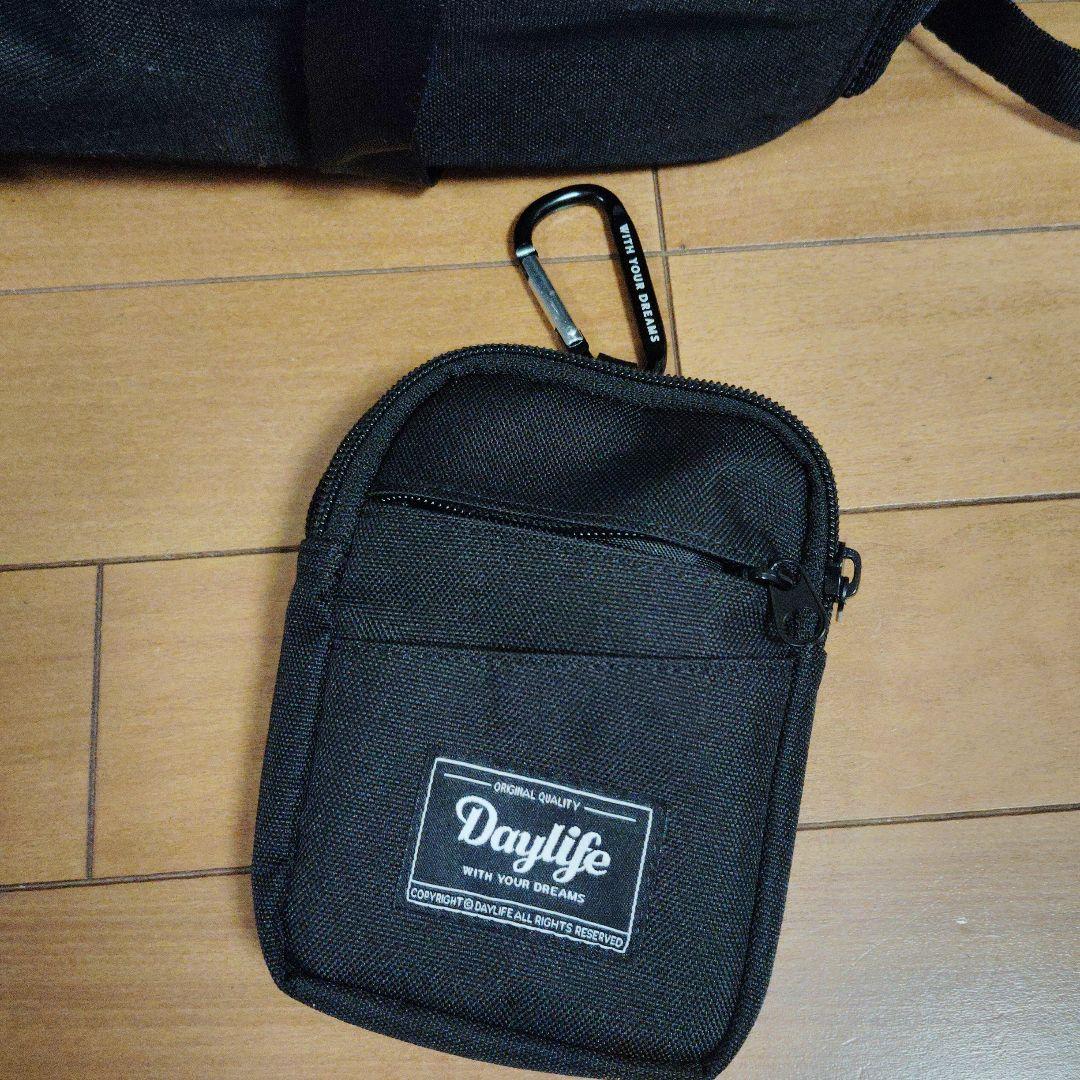 Daylife リュック　ミニポーチ付き　未使用　韓国