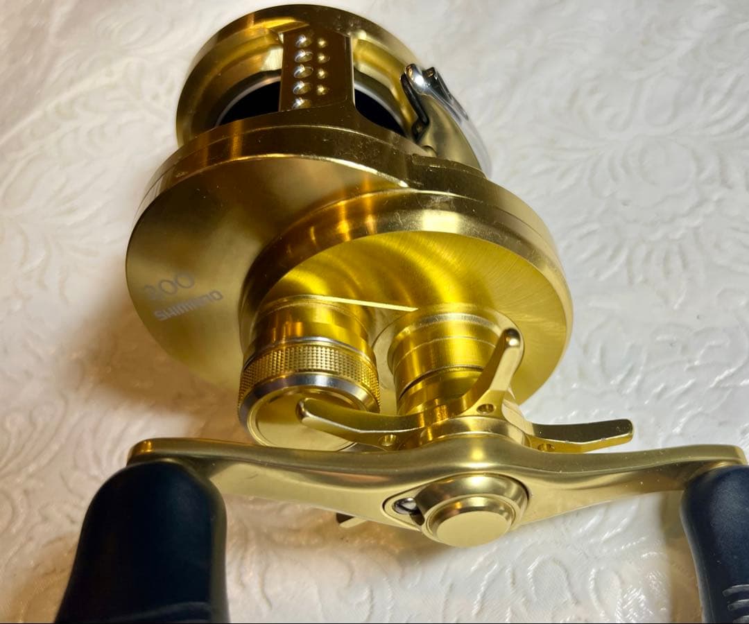 美品！　シマノ　14 カルカッタ　コンクエスト200 綺麗です！