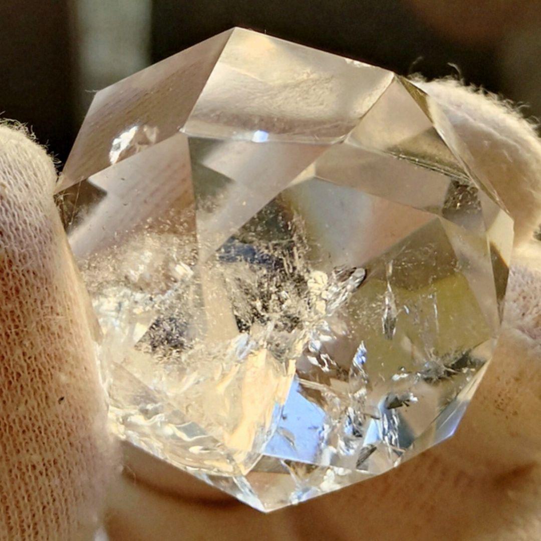 ★レムリアンシード ティアドロップ型 置物 84.5g②(SA+)