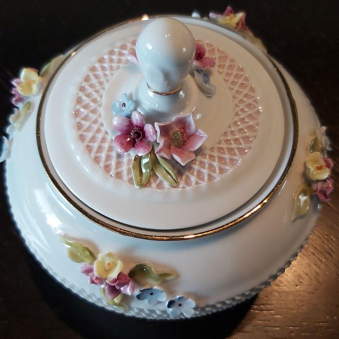 Moga モガ 新品 ボンボニエール ハンドメイド 編み皿 カットワーク 希少