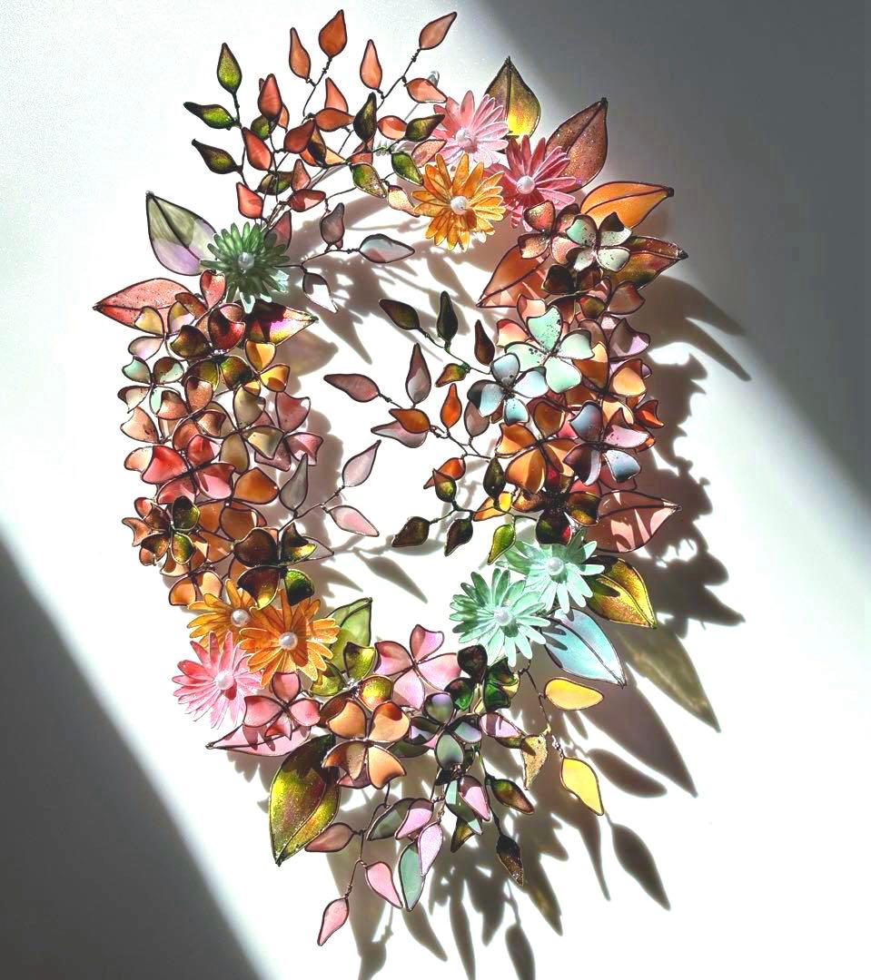 大きなオーバル型フラワーリース　ワイヤークラフト　ディップアート　壁飾り