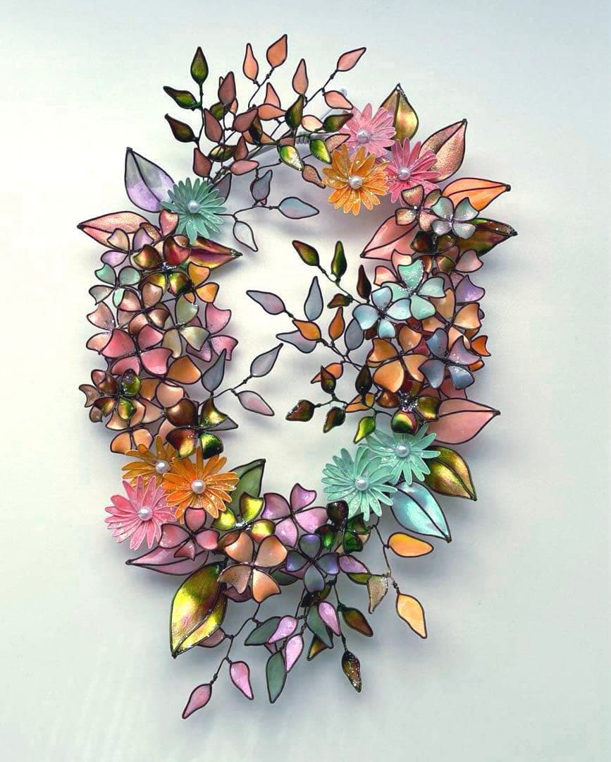 大きなオーバル型フラワーリース　ワイヤークラフト　ディップアート　壁飾り