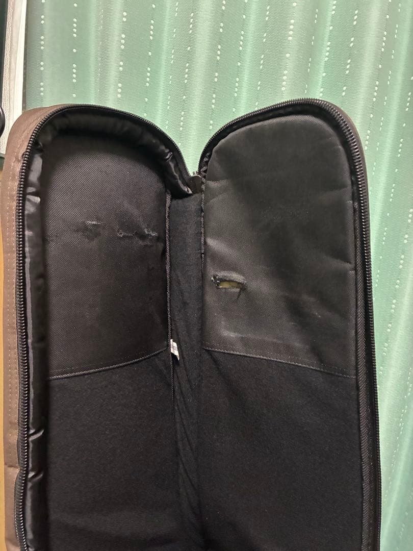 KIRA KIRA GODです。他の方の入札はご遠慮ください