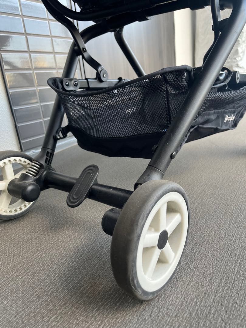 サイベックス イージーs バンパーバー付き