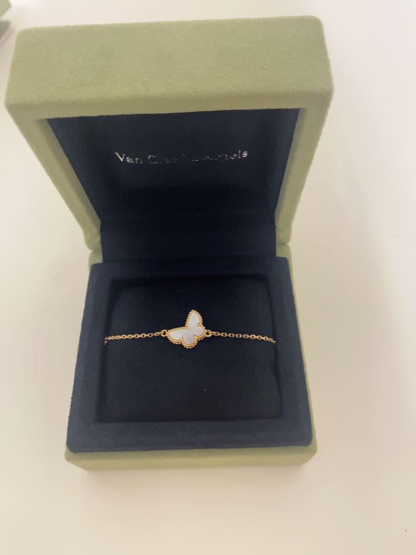 【新品未使用】スウィート パピヨン ブレスレット