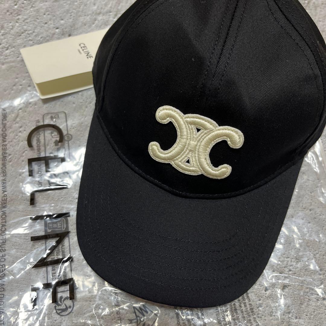 CELINE ノベルティブラック ベースボールキャップ