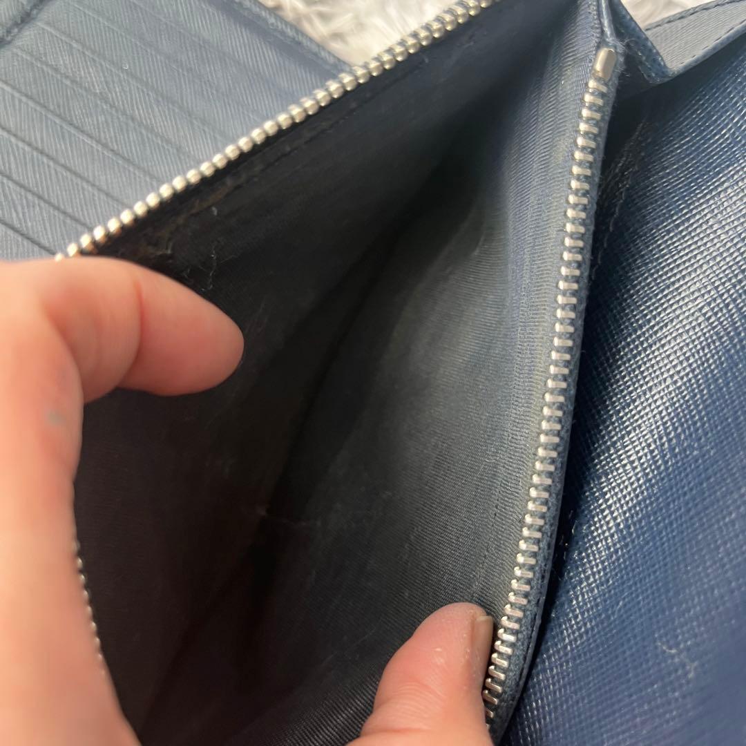 良品✨PRADA 大容量　オーガナイザー　長財布　サフィアーノ　シルバーロゴ