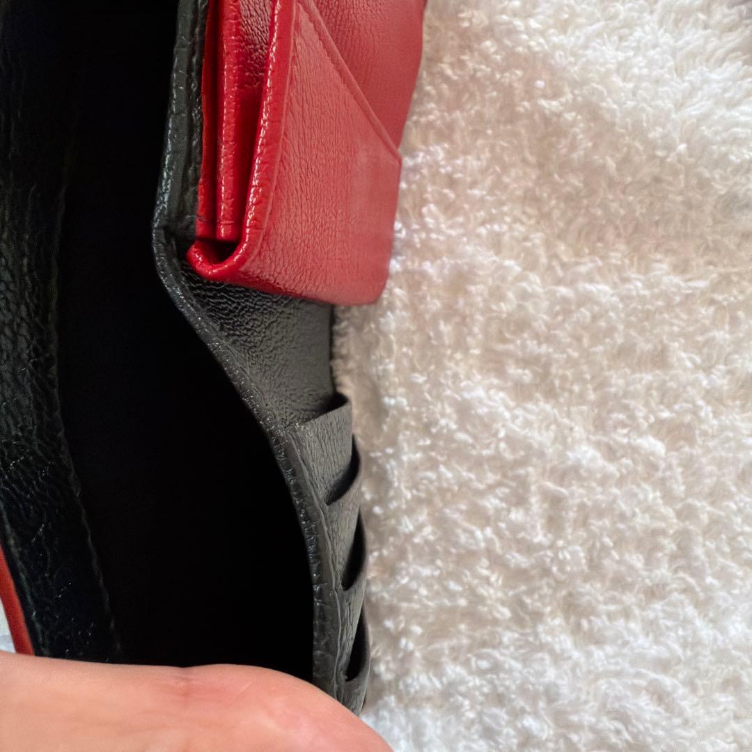 MIU MIU ミュウミュウ ハートモチーフ レザー 二つ折り　箱付き 正規品