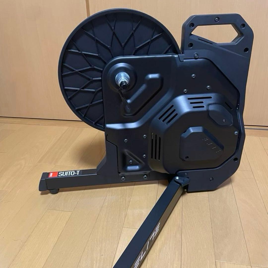 Elite Suito-T スマートローラー