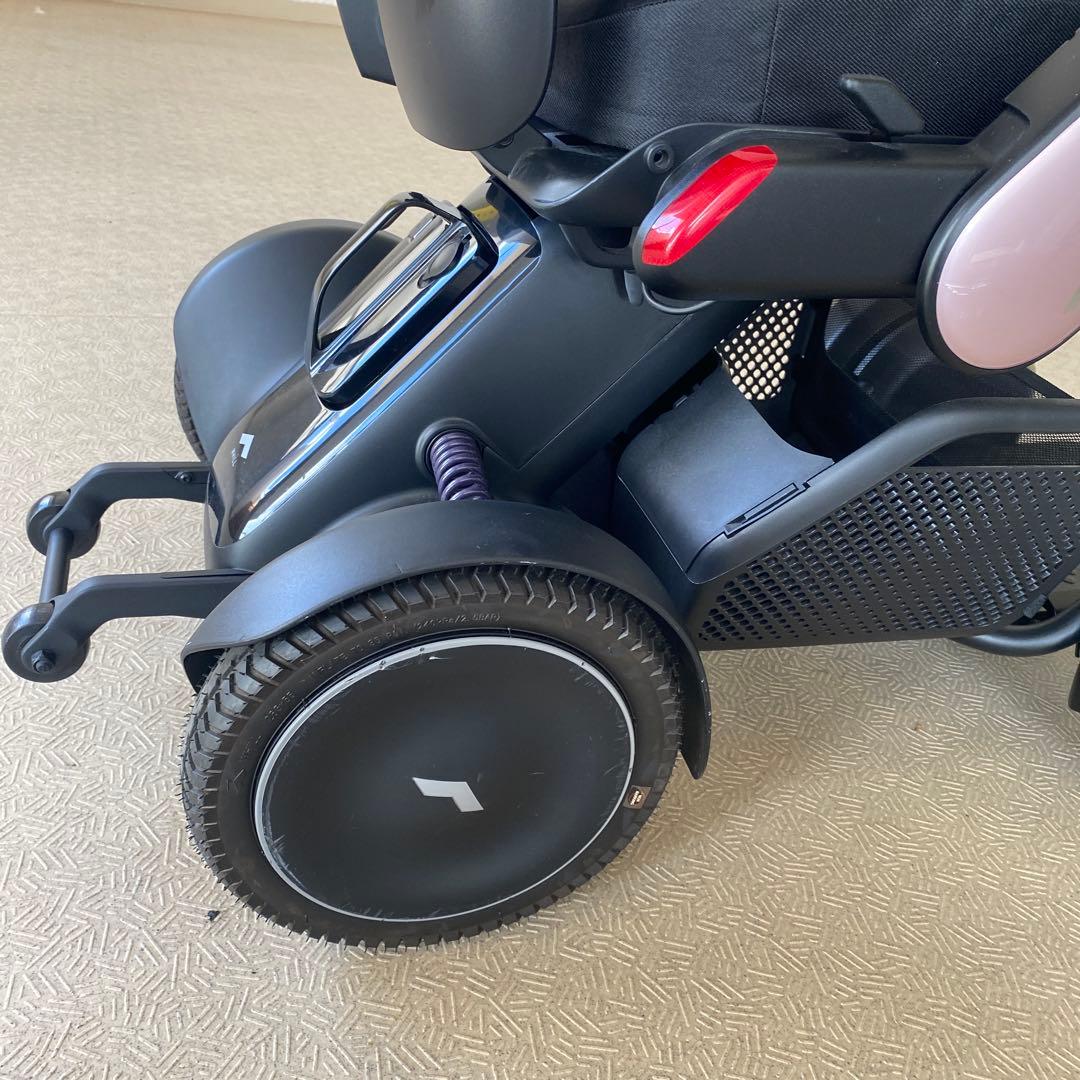 ※値下げ中！　電動車椅子　WHILL Model CK2 ピンク