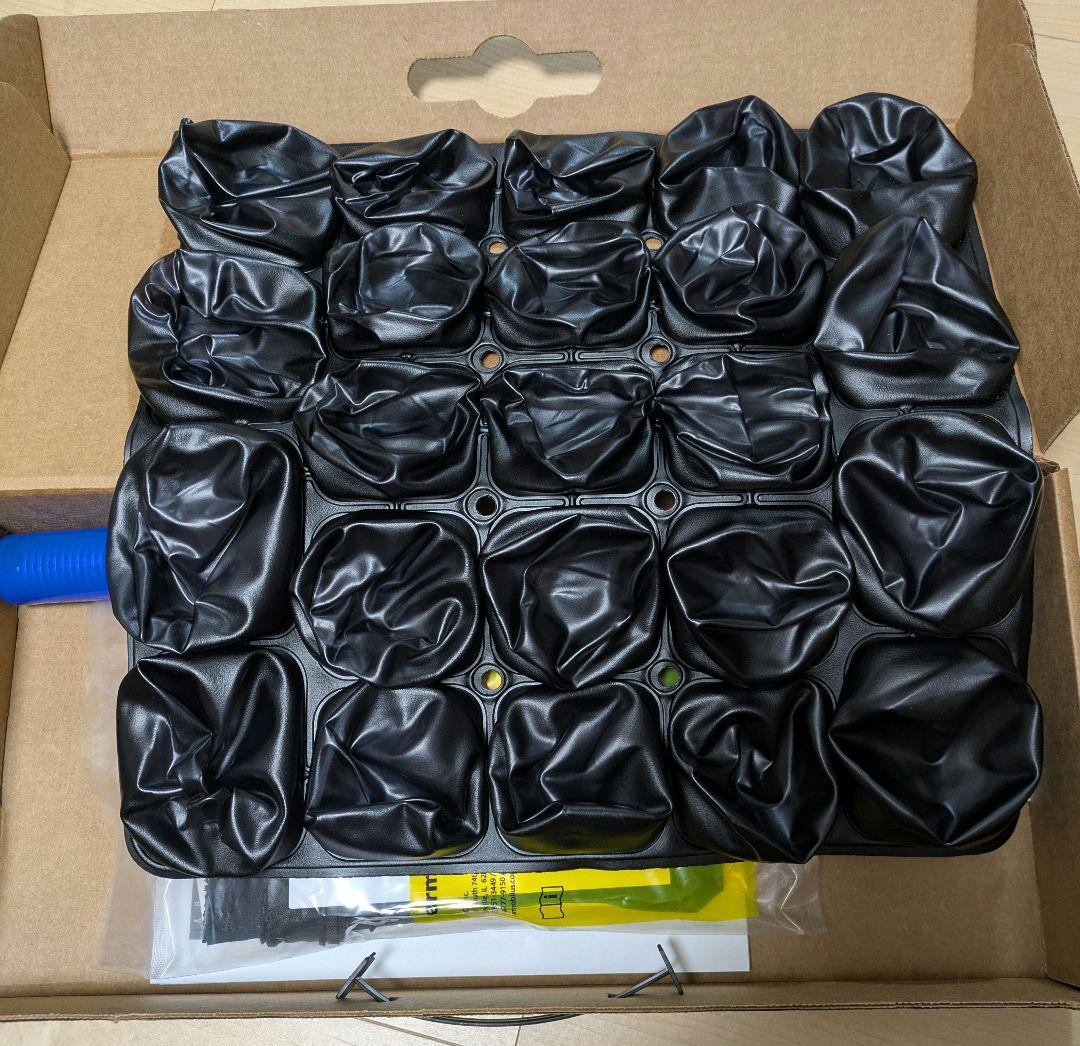 新品未使用　ROHOクッション