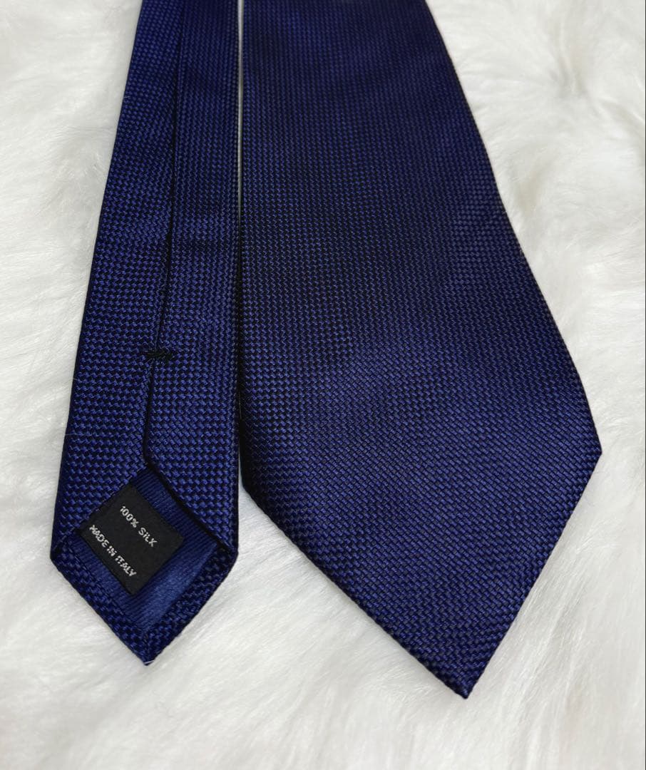 TOM FORD ネイビー シルク ネクタイ