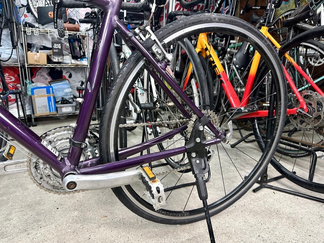 エスケープR3 基本分解発送送料無料！近県の方完成車直接配送等ご相談ください！