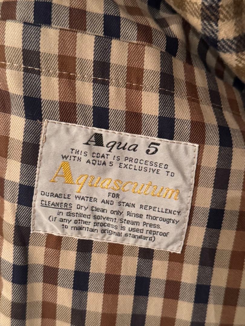 Aquascutum ベルテッドコートmade in England