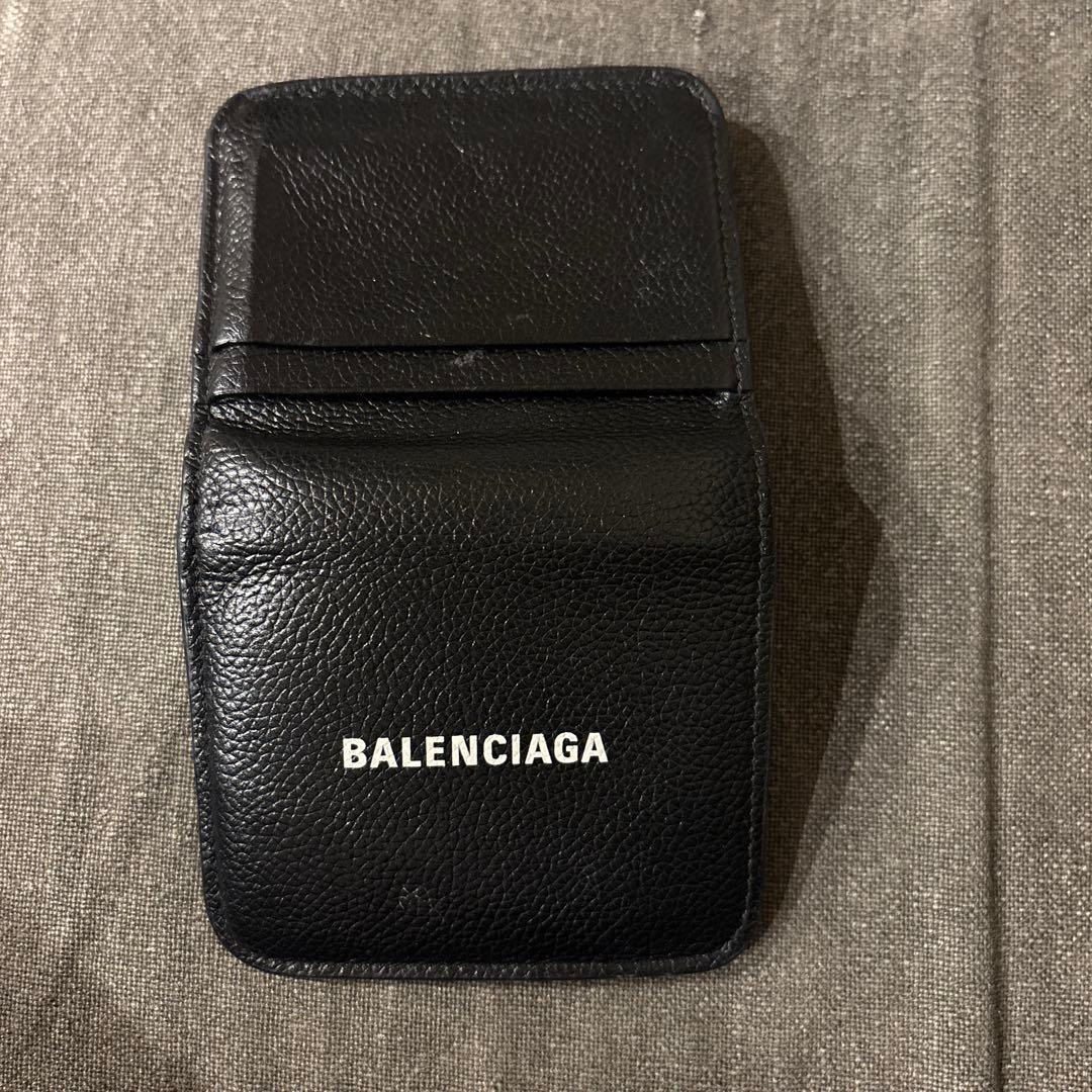バレンシアガ　黒　二つ折り　財布　カード入れ　札入れ　