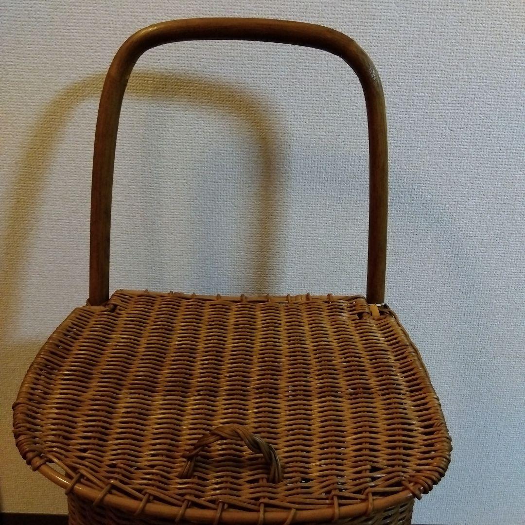ラタン（籐）のショッピングカート【新品未使用】