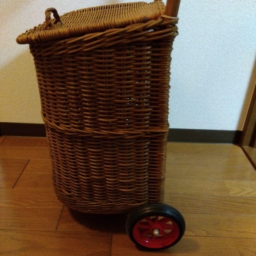 ラタン（籐）のショッピングカート【新品未使用】