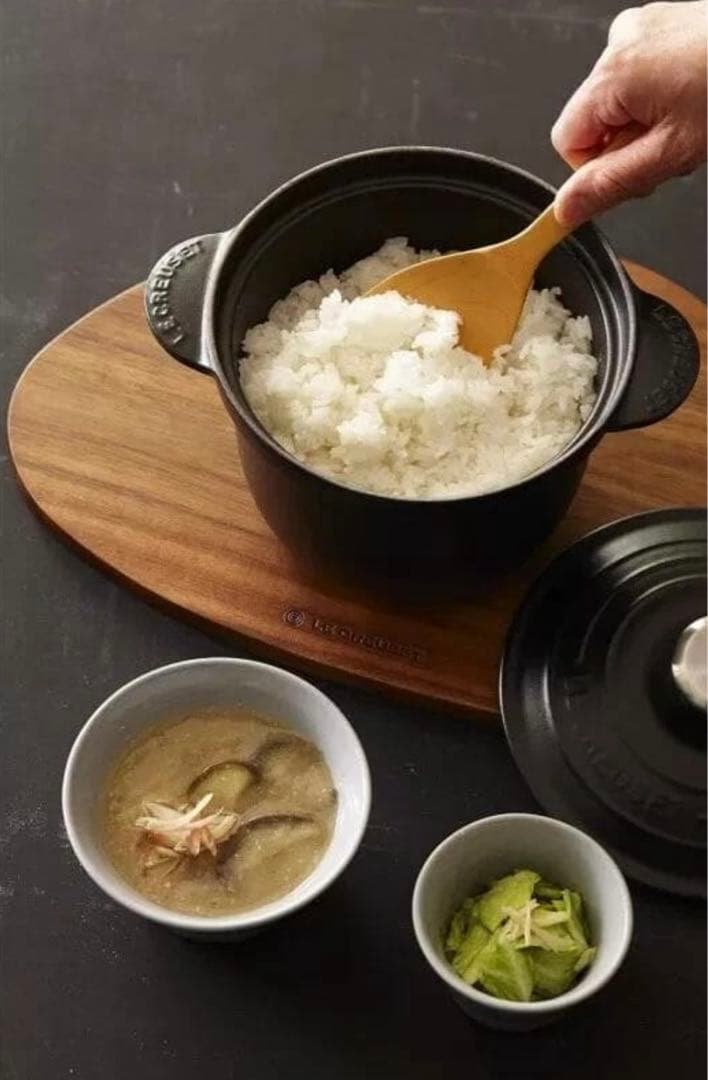 【新品未使用】ル・クルーゼ ココット エブリィ 18 限定色フィグ シルバーノブ