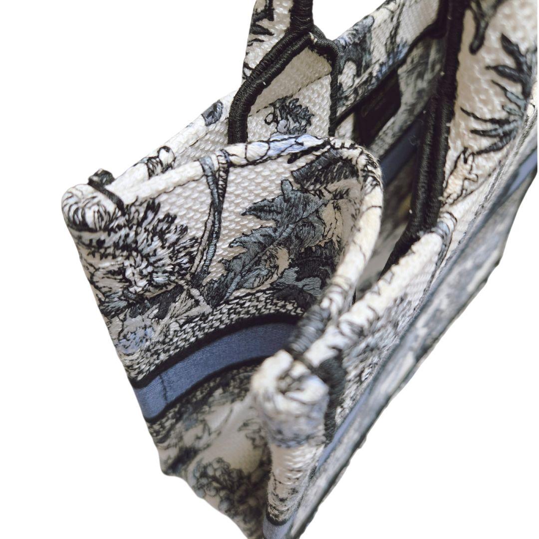 【ほぼ未使用】ディオール ブックトート スモール トートバッグ 青【希少】