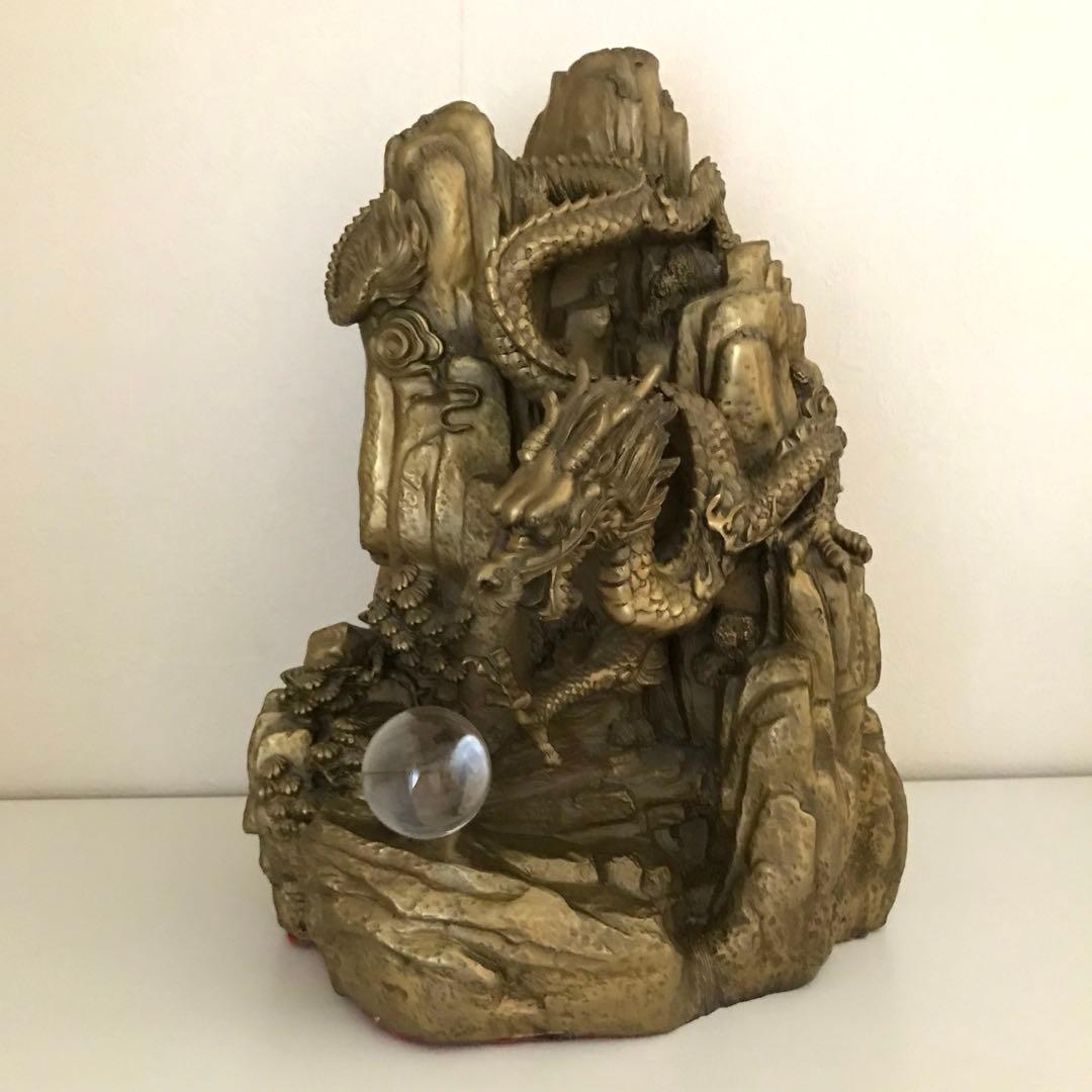 山水龍　五本指の龍　龍の置物　風水置物