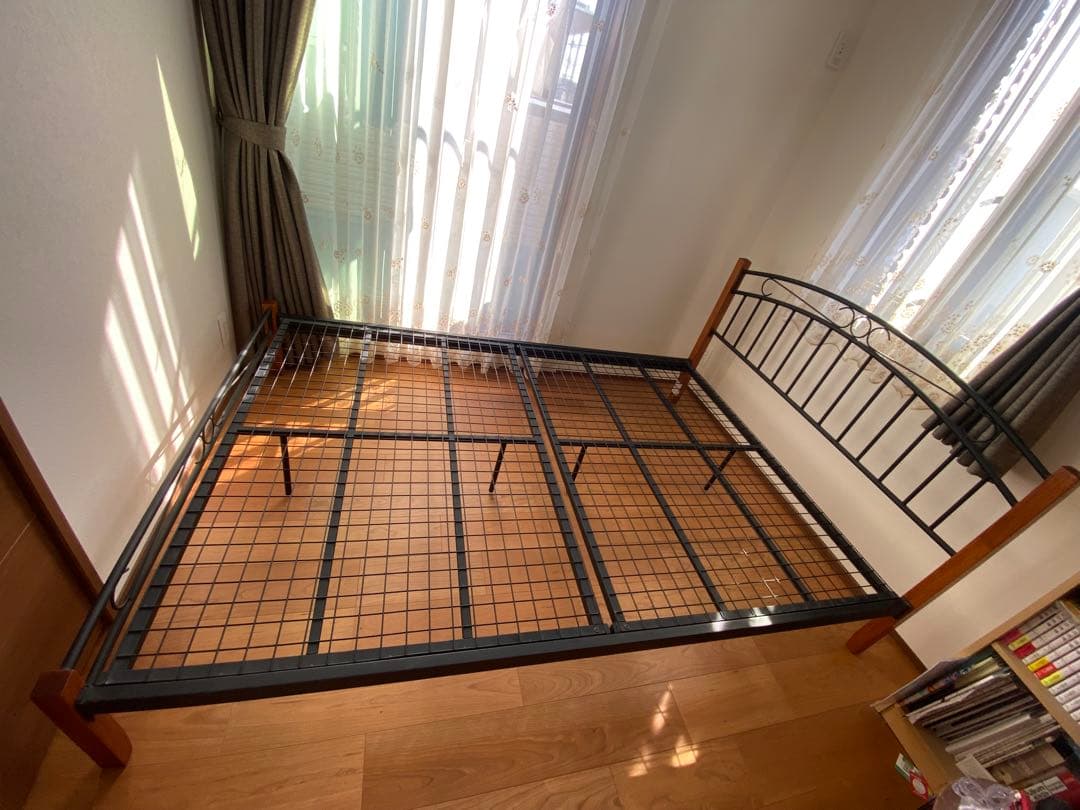 ダブルベッドフレーム スチール 木製ヘッドボード