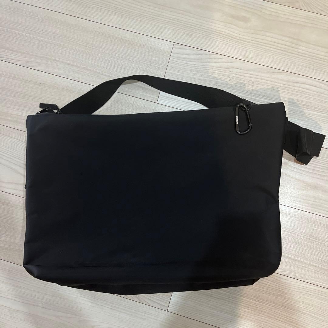 【ZOZO限定カラー】メルタム　ナイロンメッセンジャーバッグ　meltum