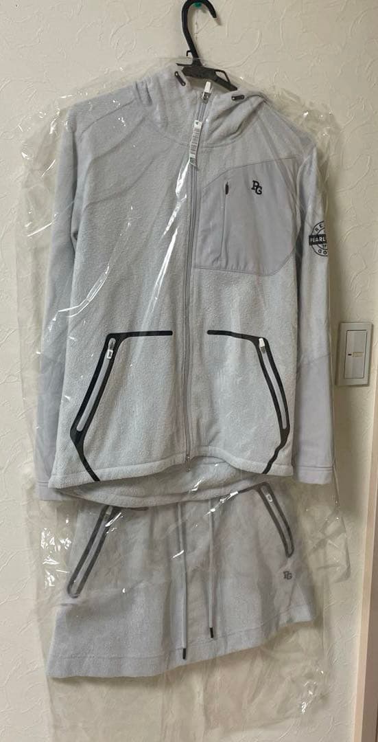 パーリーゲイツ　セットアップ　秋冬　グレー