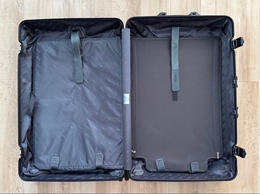 RIMOWA 924.73 TOPAS STEALTH 85L + カバー