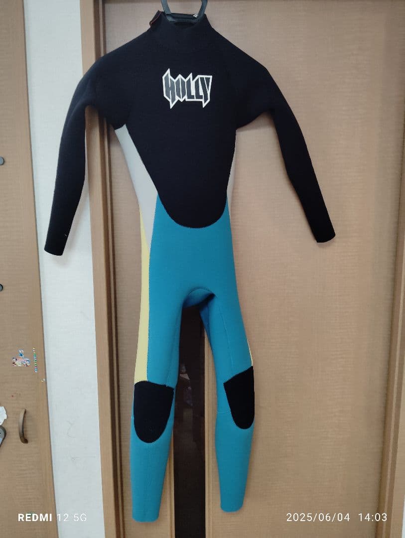 【holly】細身キッズセミドライオーダーウェットスーツ145cmー155cm