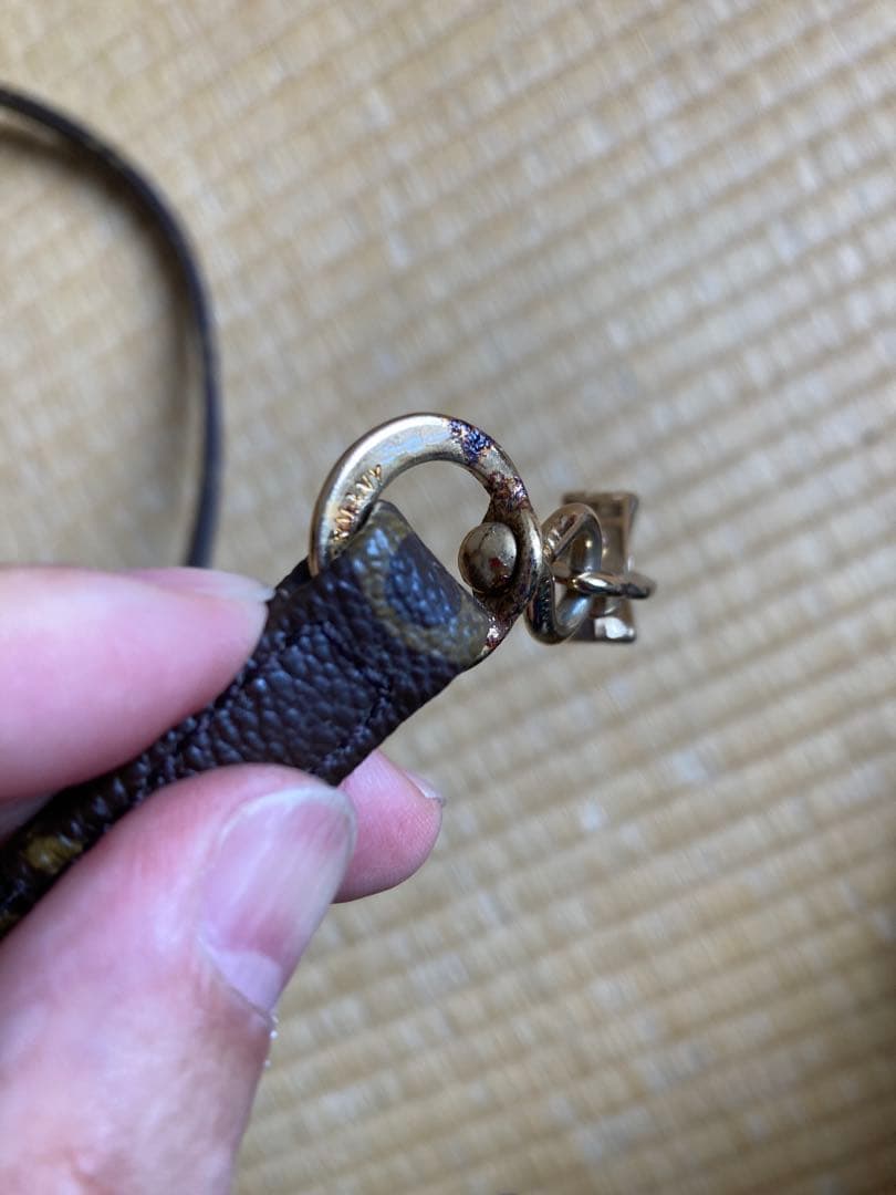 りこまる　茶色レザー モノグラム ハーネスリード